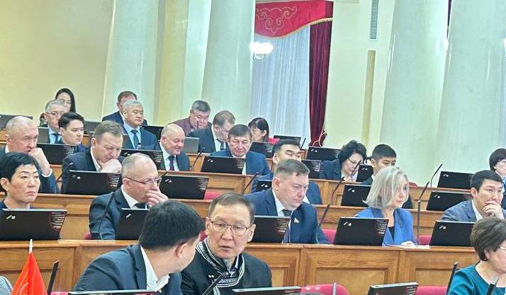 Председатель Счетной палаты РБ принял участие в очередной 4 сессии Народного Хурала Республики Бурятия